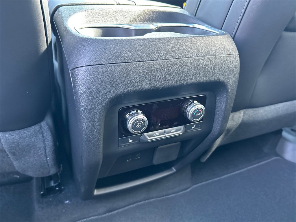 2026 GMC ACADIA - Image 31