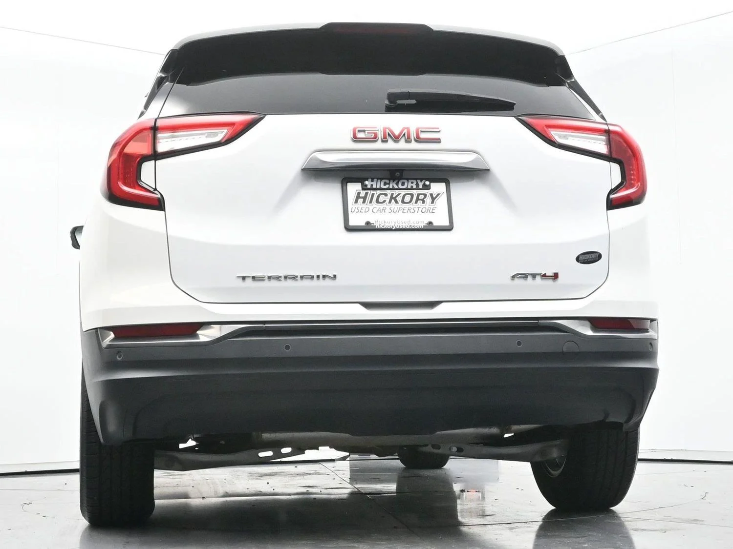 Used 2022 Summit White GMC AT4 image 56