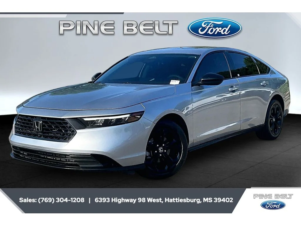 Used 2025 Solar Silver Metallic Honda SE image 10