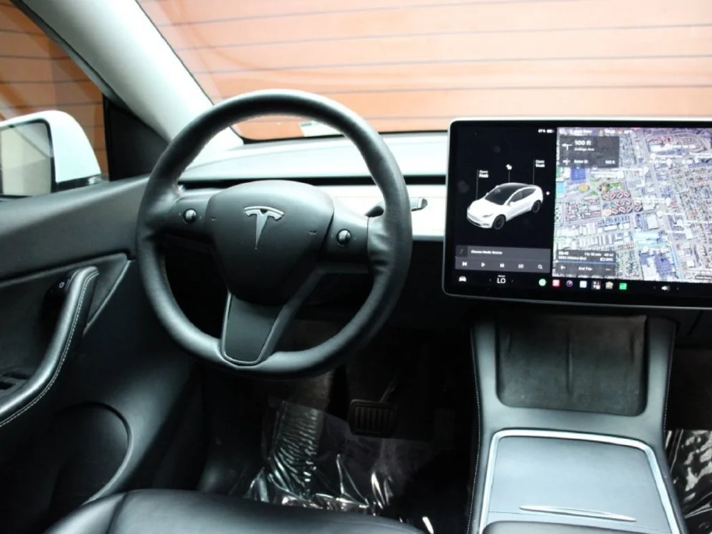 Used 2021 Pearl White Multi-Coat Tesla Long Range image 8