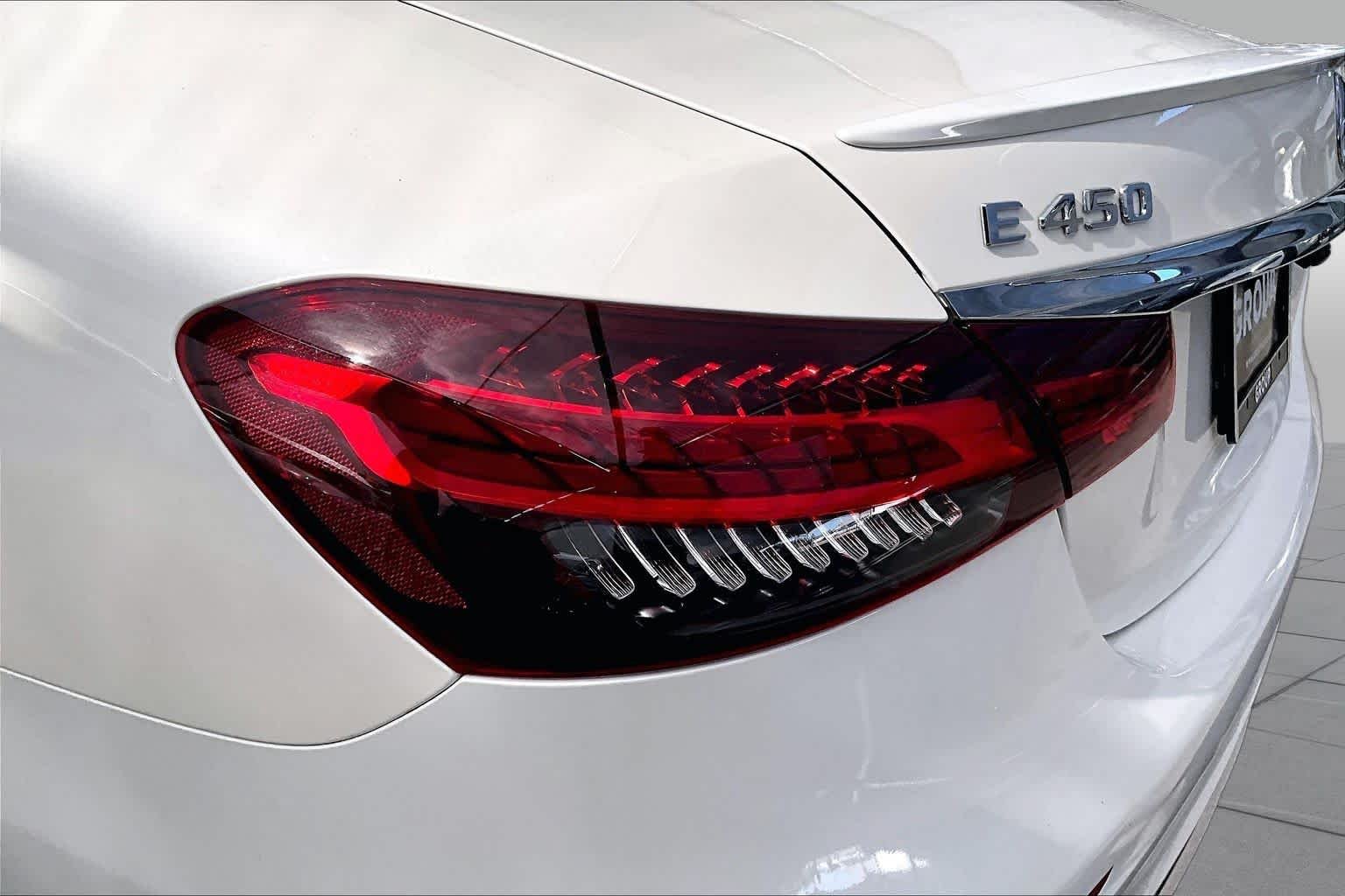 Certified Used 2021 designo Diamond White Metallic Mercedes-Benz E 450 image 29