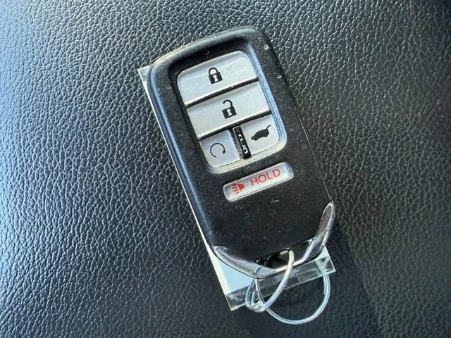 Used 2022 Crystal Black Pearl Honda Touring image 16
