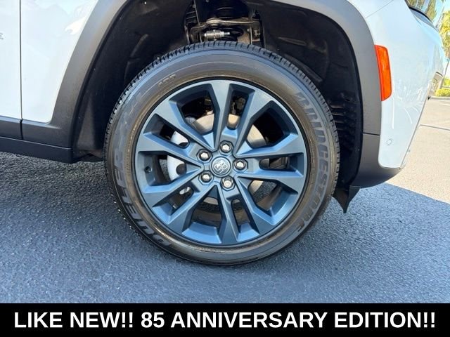 Used 2026 White Jeep Limited image 8
