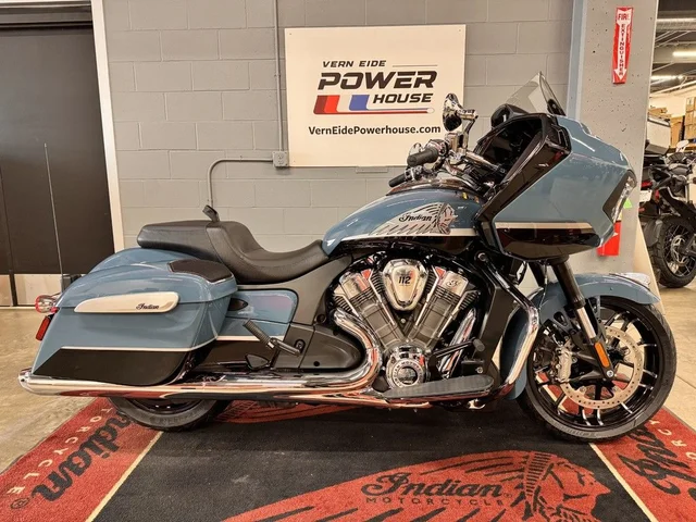 2026 Indian Motorcycle Challenger® Limited 112 w/PowerBand Audio Storm Blue with Black Metallic 