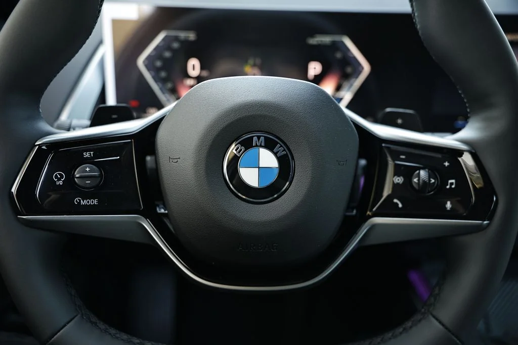 New 2026 Skyscraper Grey Metallic BMW 30 xDrive image 33