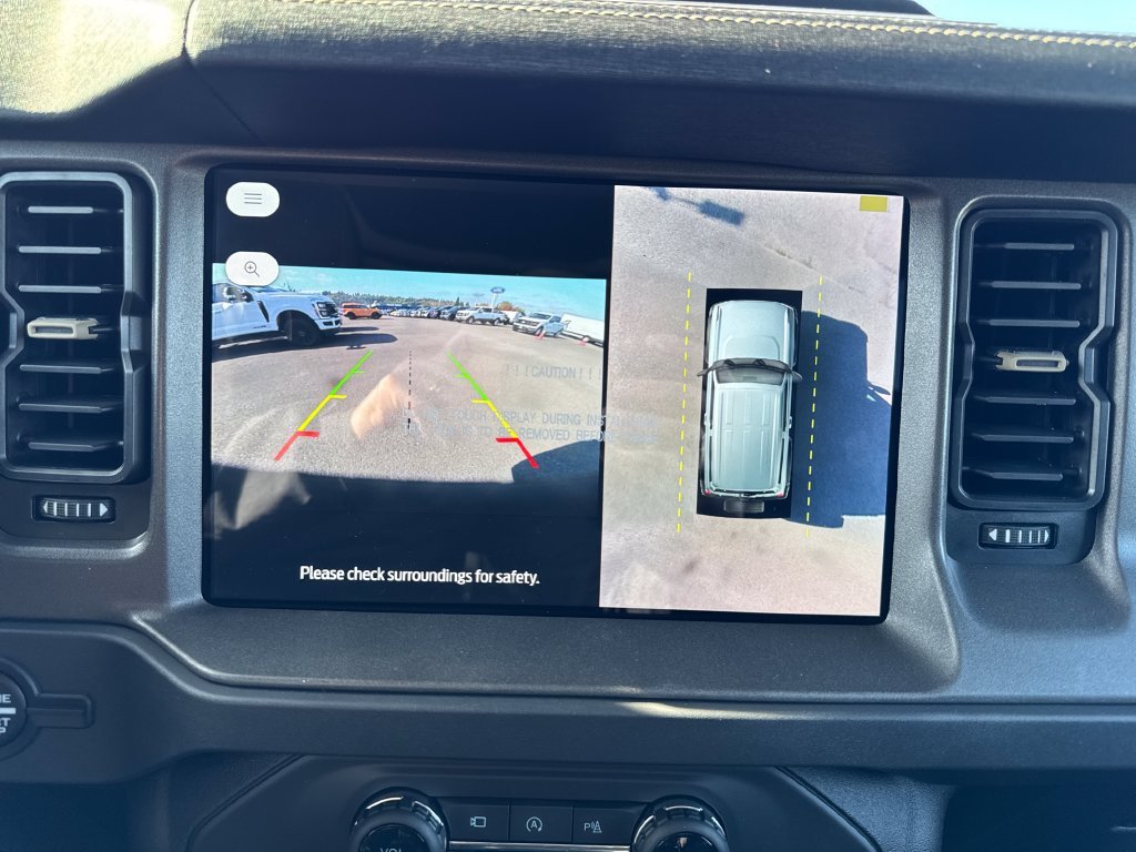 Used 2025 Desert Sand Ford Badlands image 24