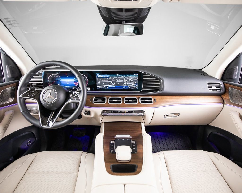 Used 2026 Blue Mercedes-Benz GLE 350 image 8