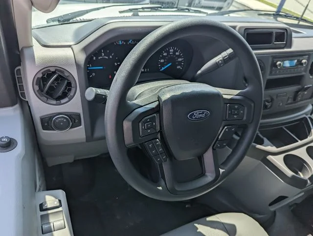 2025 Ford E-Series Cutaway Base - Photo 7