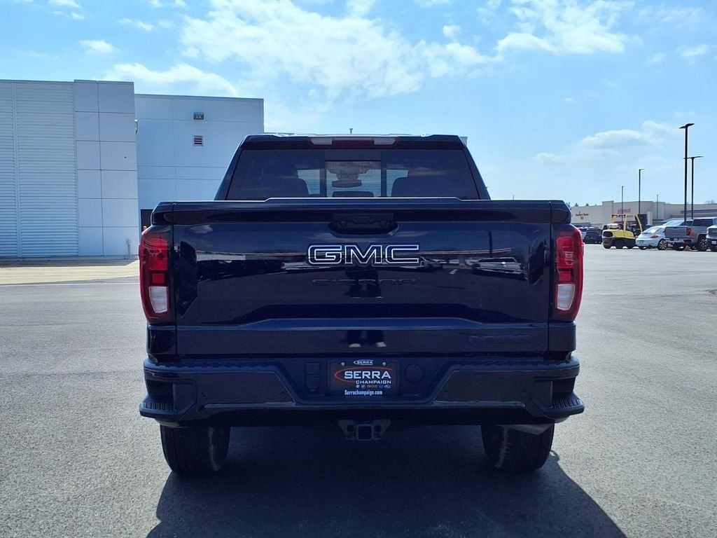 Used 2026 Onyx Black GMC Elevation image 18