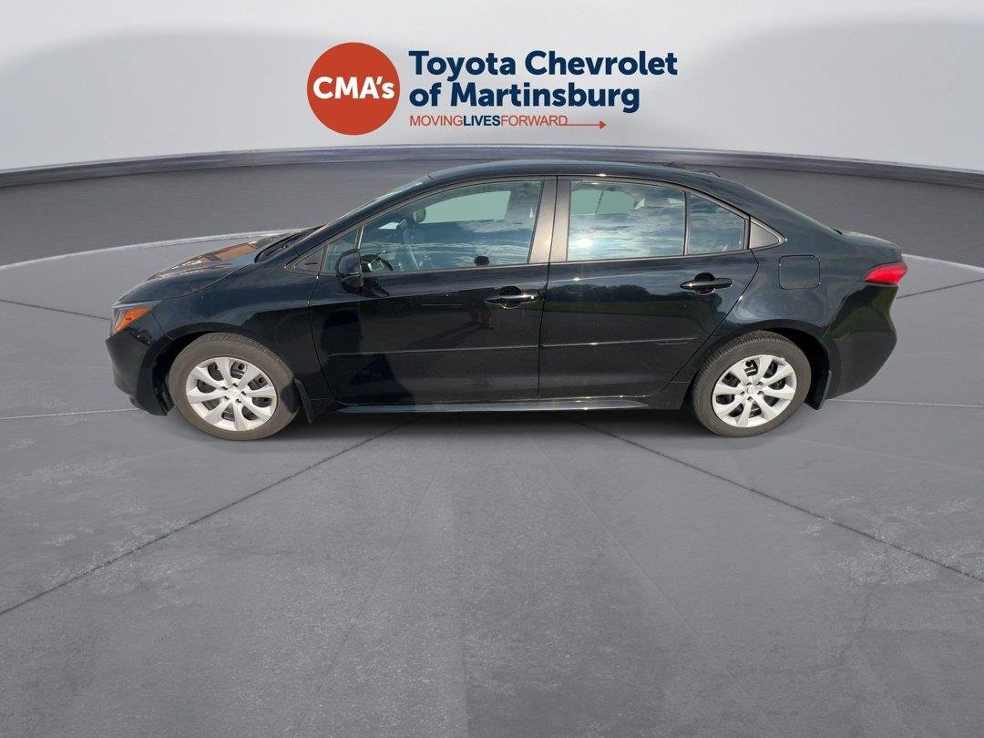Certified Used 2025 Midnight Black Metallic Toyota LE image 5