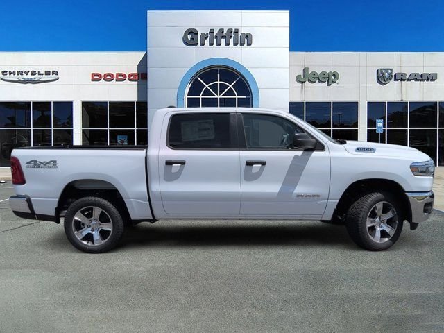 New 2026 Bright White Clear-Coat Exterior Paint RAM Tradesman image 3