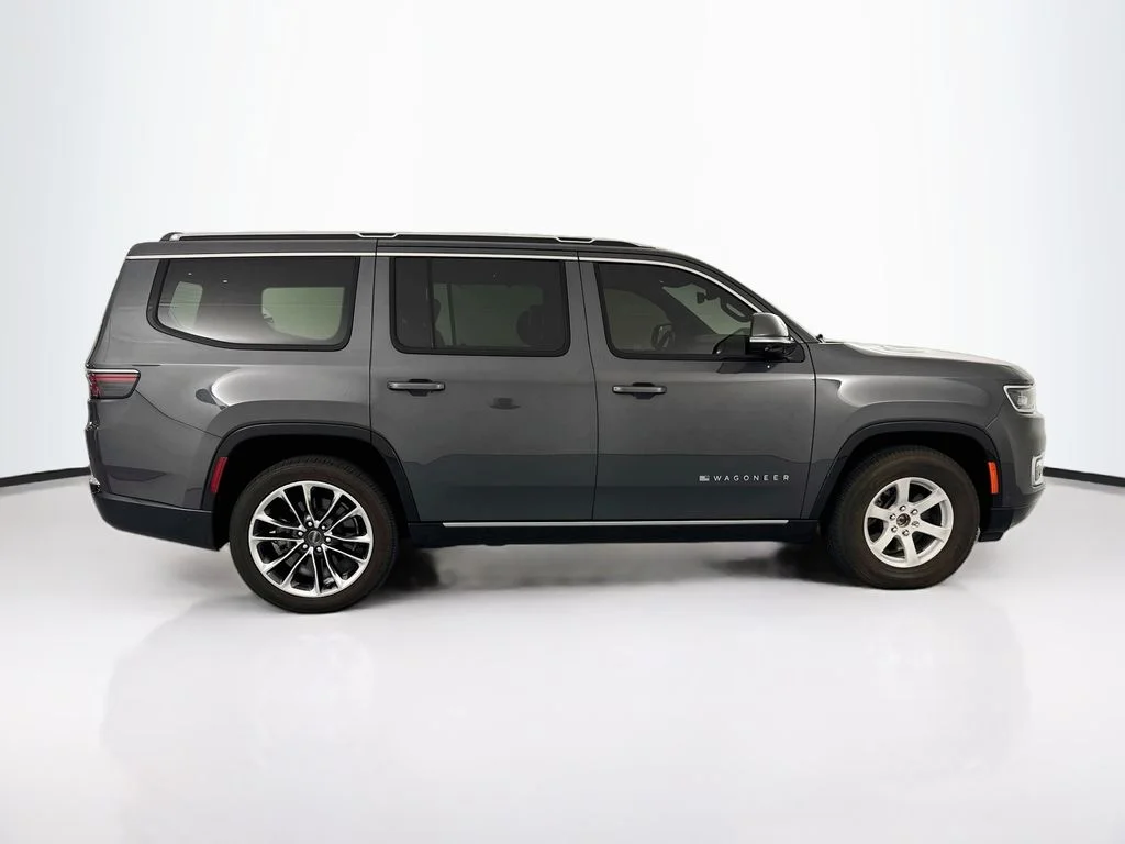 Used 2022 Gray Jeep Series III image 4