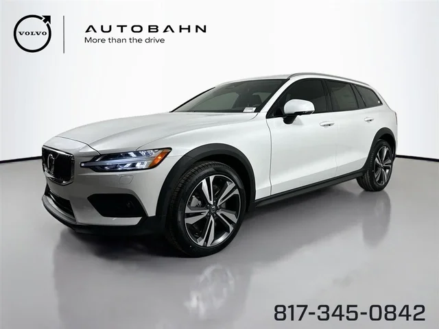 2026 Volvo V60 Cross Country Plus