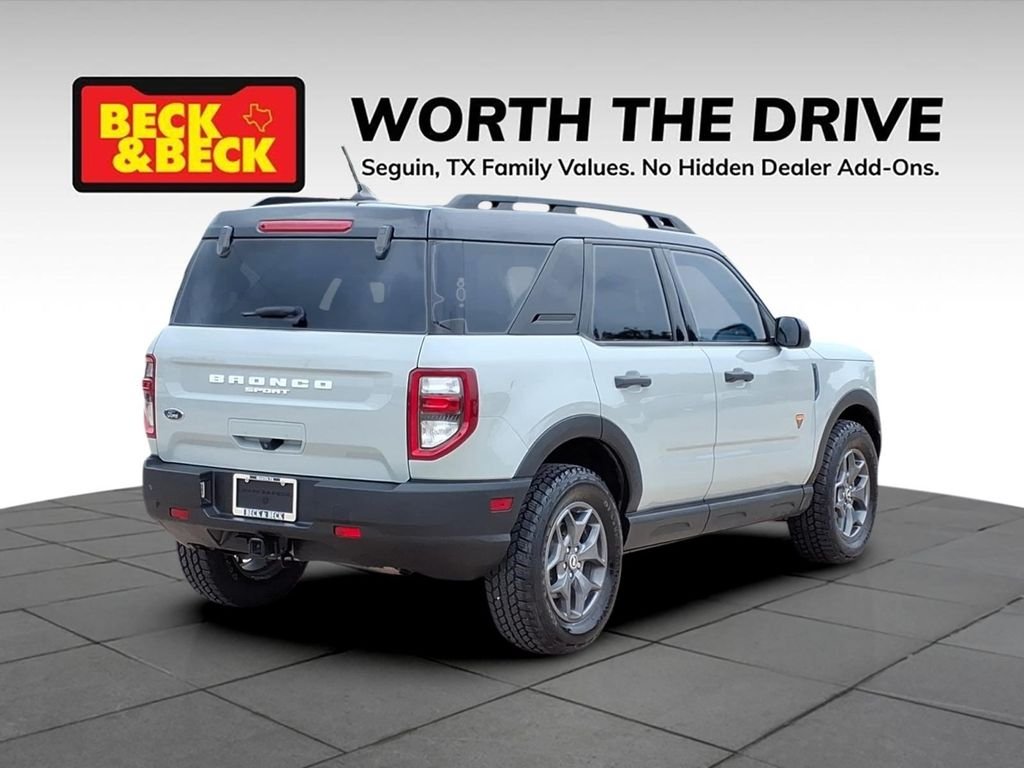 Used 2022 Green Ford Badlands image 5