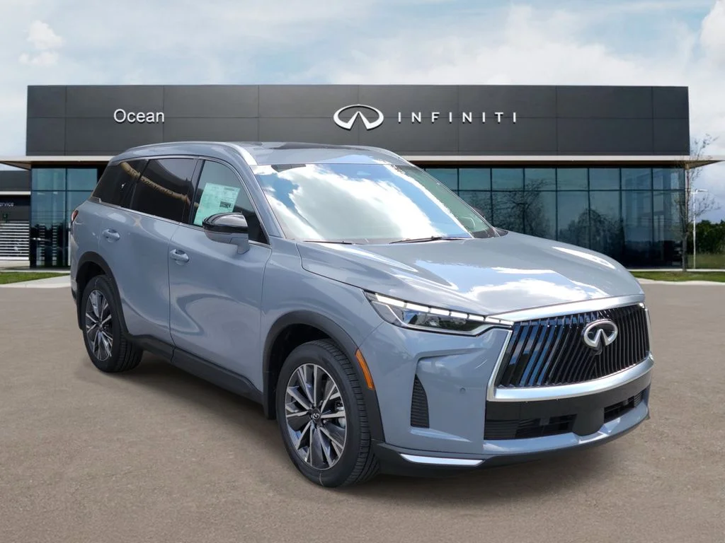 New 2027 HARBOR GRAY INFINITI Luxe FWD image 2