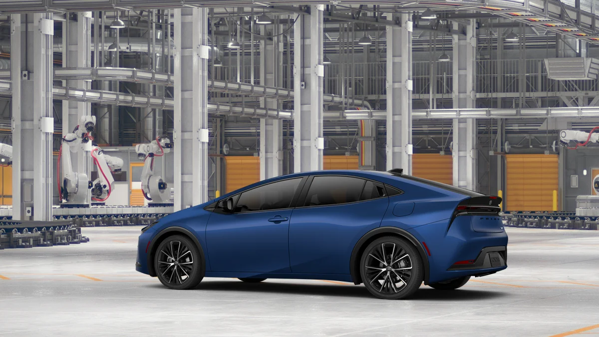 New 2027 Reservoir Blue Toyota XLE image 5