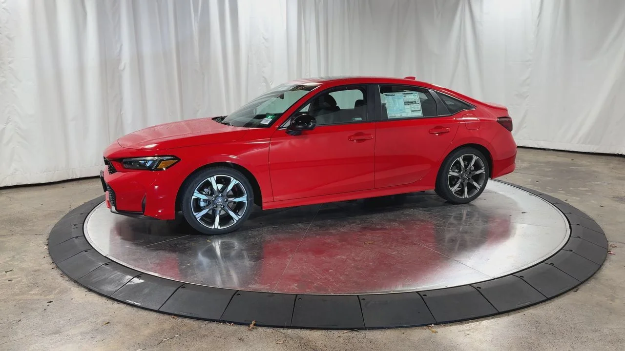 New 2026 Rallye Red Honda Sport Touring image 8