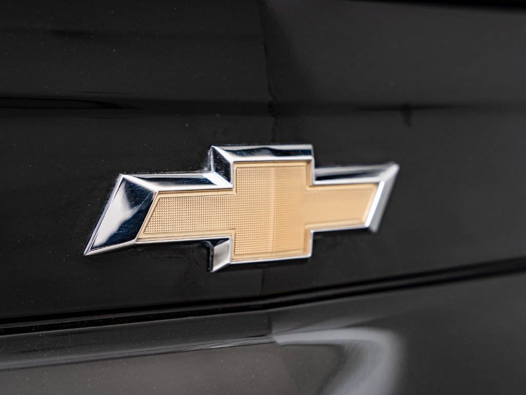 Used 2011 Black Chevrolet SS image 17
