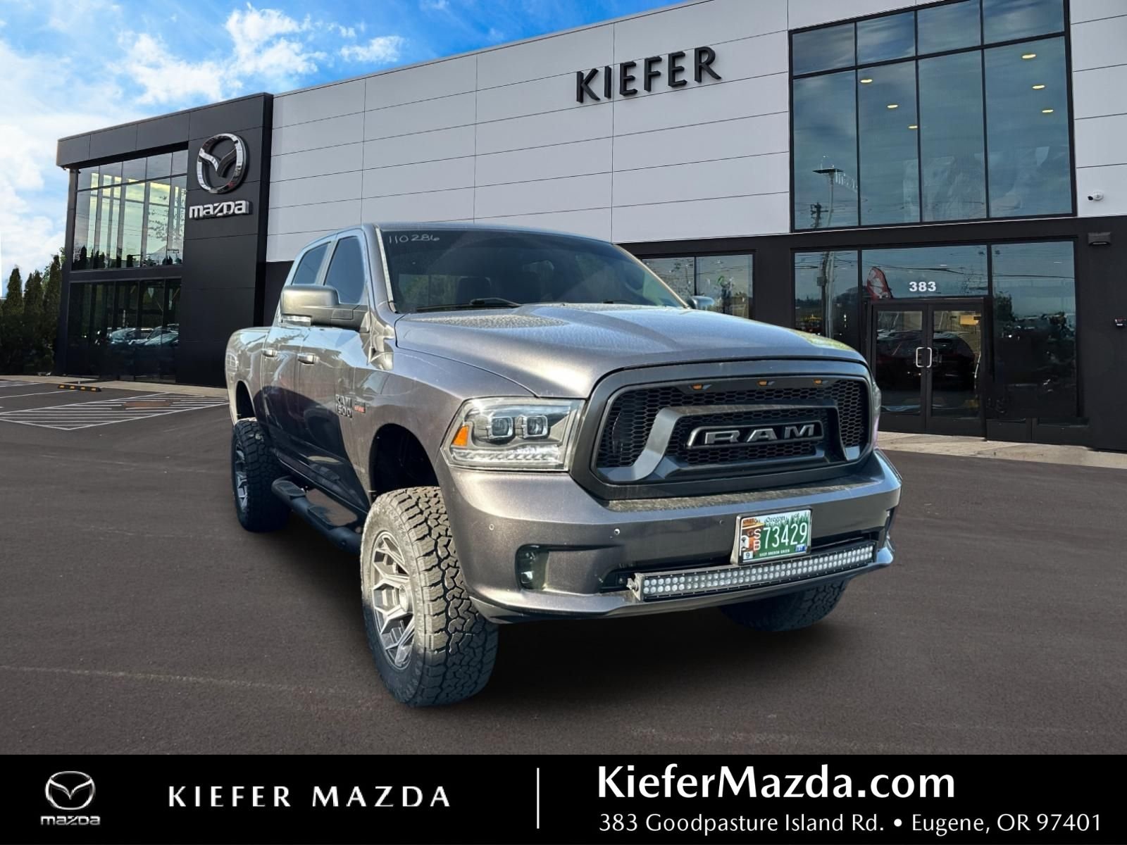 2018 RAM 1500 Night 4x4 Crew Cab 5'7's photo