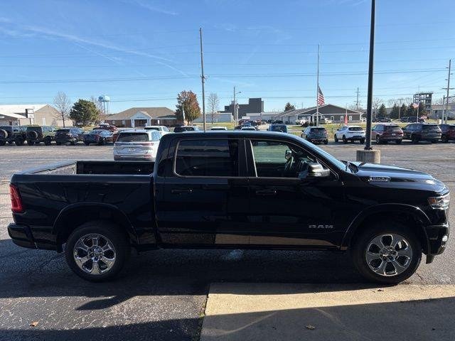 New 2026 Diamond Black Crystal Pearl-Coat Exterior Paint RAM BIG HORN image 8