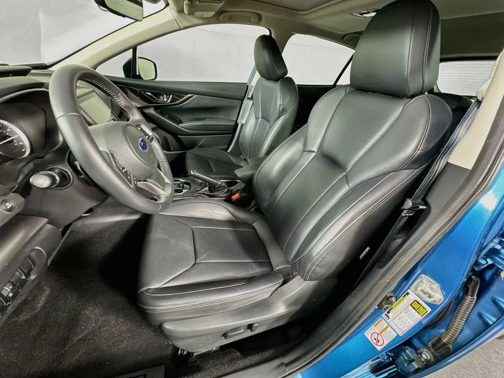 Used 2019 Blue Subaru 2.0i Limited image 25