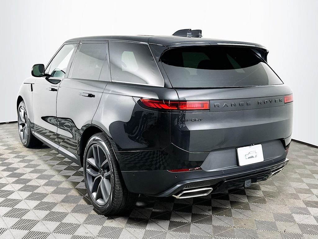New 2026 Santorini Black Land Rover SE image 7