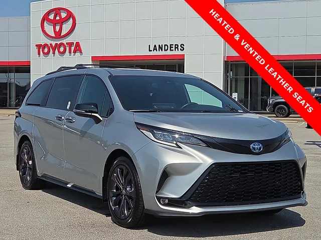 2025 Toyota Sienna XSE