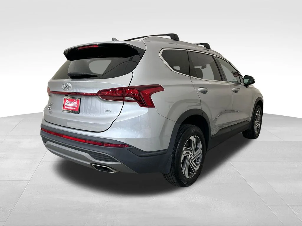 Used 2023 Silver Hyundai SEL image 5