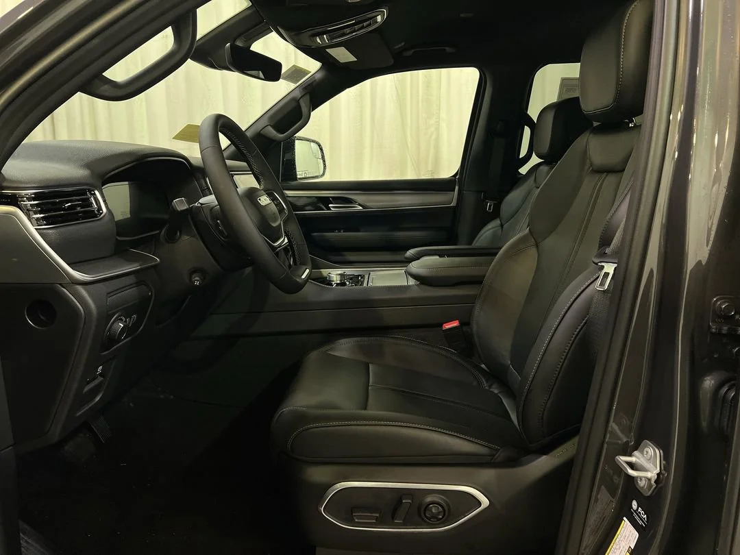2026 Jeep Grand Wagoneer Base - Photo 13