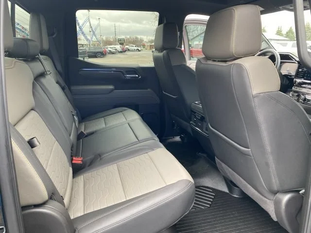 2024 Chevrolet Silverado 1500 ZR2 - Photo 35