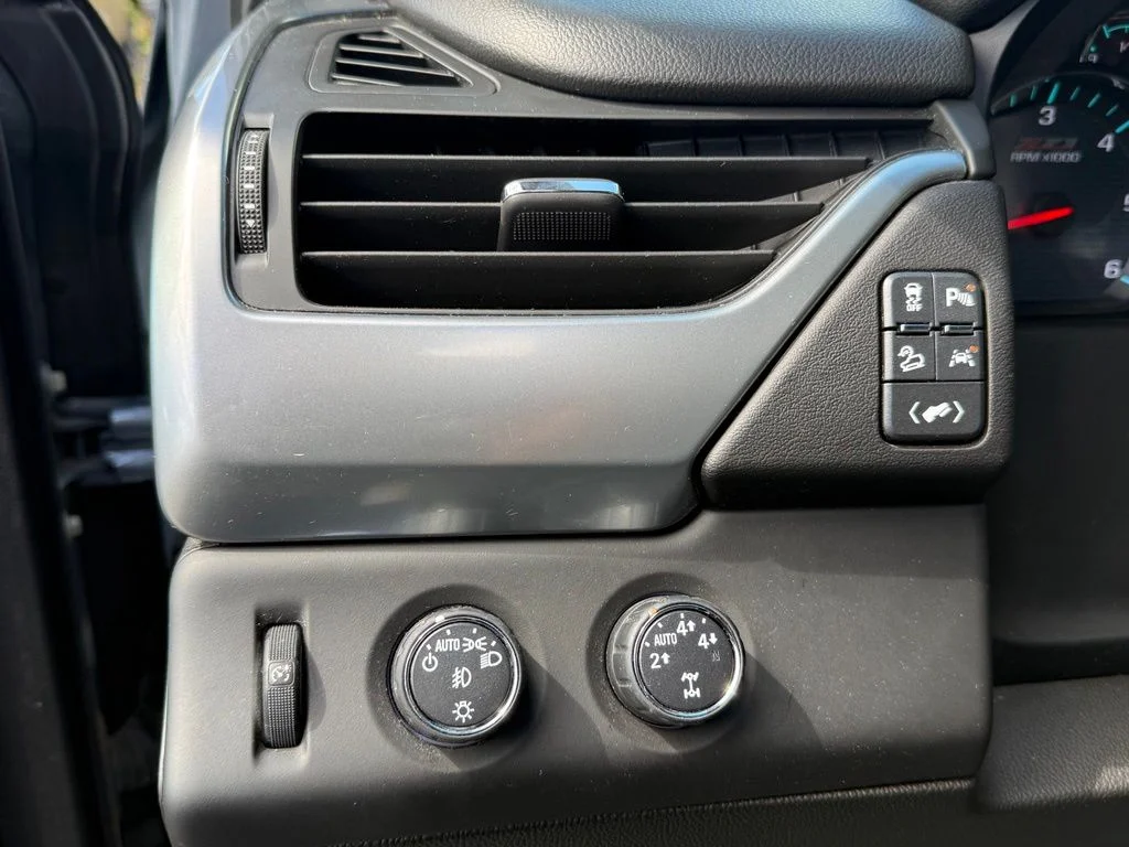 Used 2016 Gray Chevrolet LT image 14