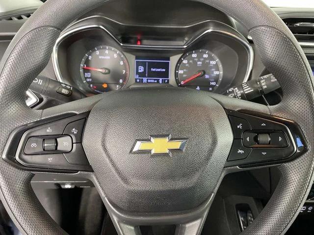 Used 2023 Gray Chevrolet LT image 16