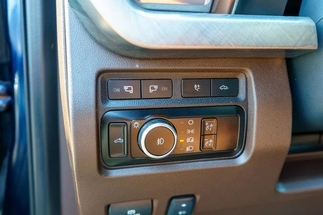 Used 2024 Blue Ford King Ranch image 24