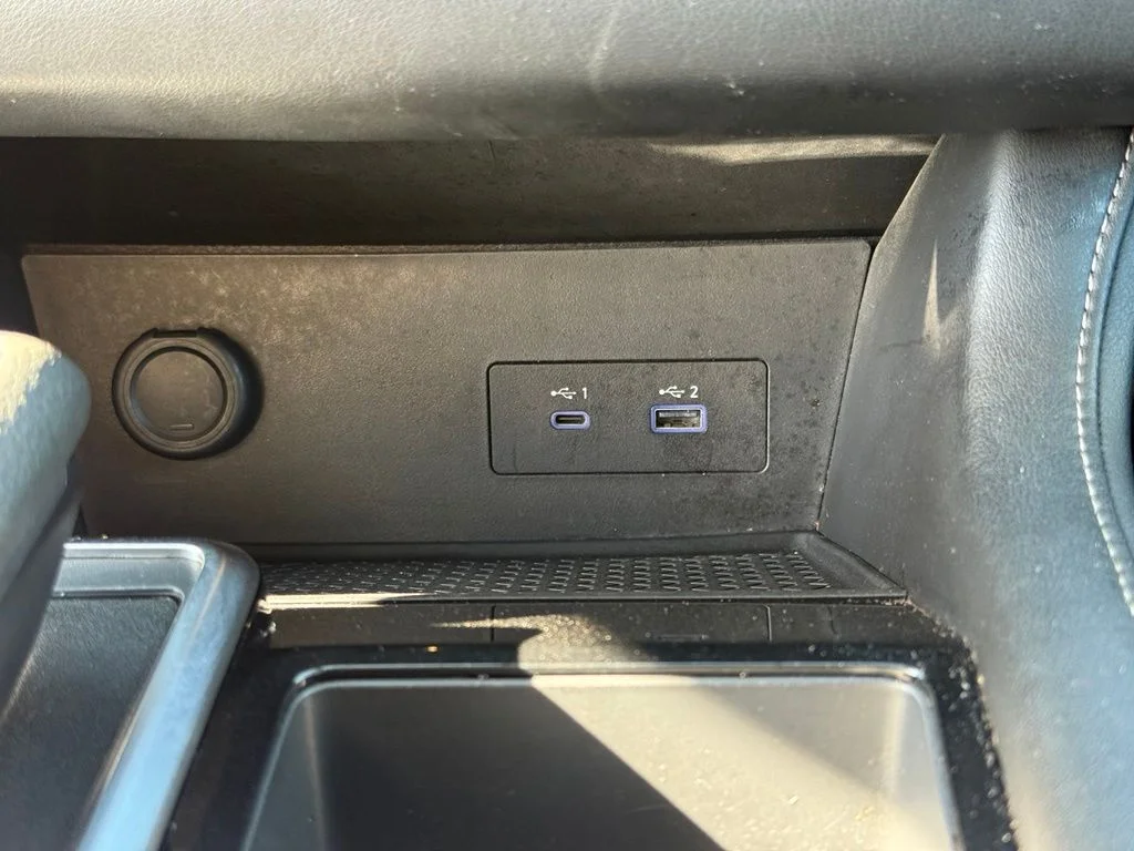 Used 2024 Gray Nissan SV image 29