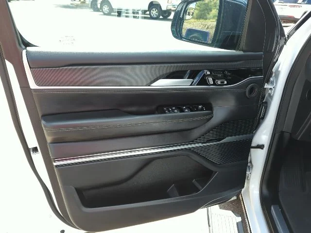Certified Used 2024 White Jeep Series II image 18