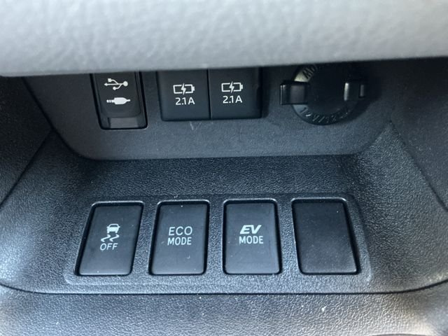 Used 2017 Black Toyota Limited image 23