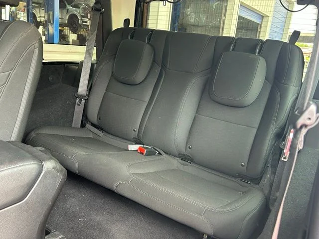 Used 2020 Black Jeep Sport S image 14