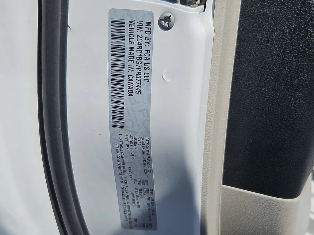 Used 2023 Bright White Clearcoat Chrysler Touring L image 32