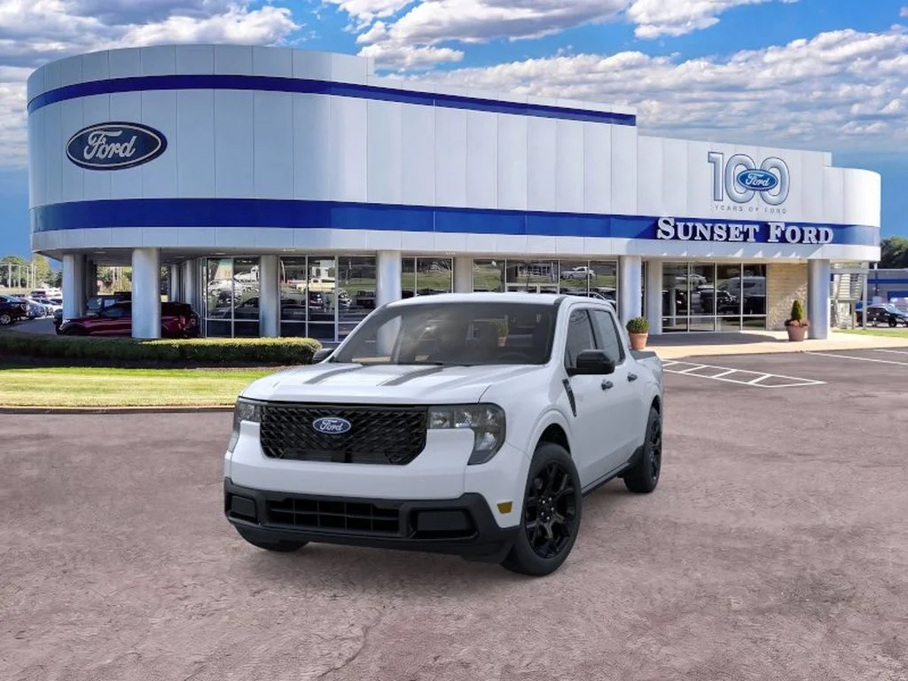 New 2026 Space White Metallic Ford XLT image 2
