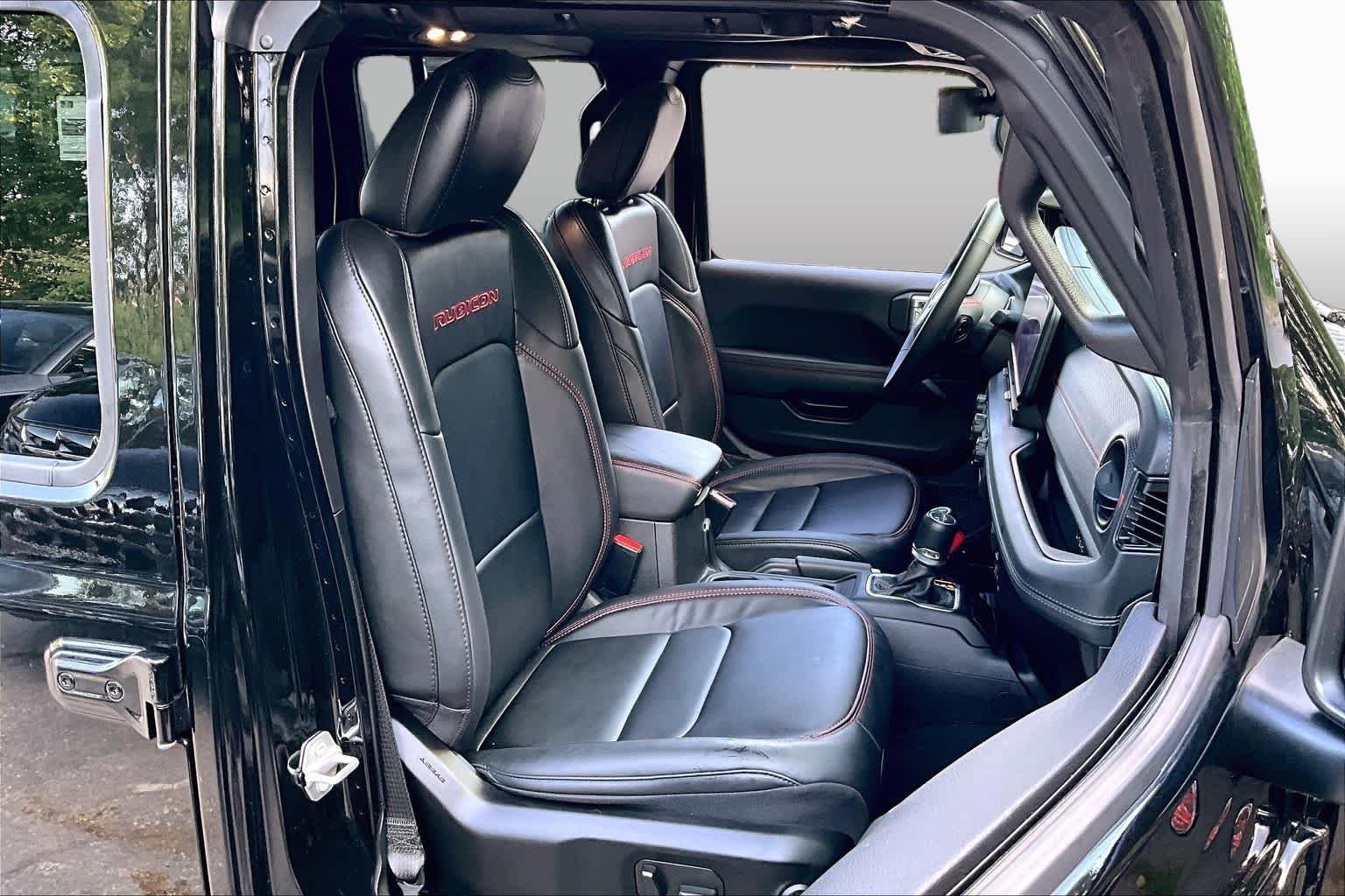 Used 2024 Black Clearcoat Jeep Rubicon X image 8