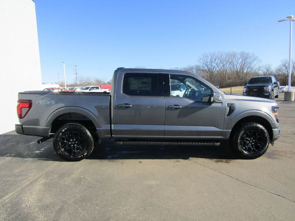 New 2026 Carbonized Gray Metallic Ford XLT image 10