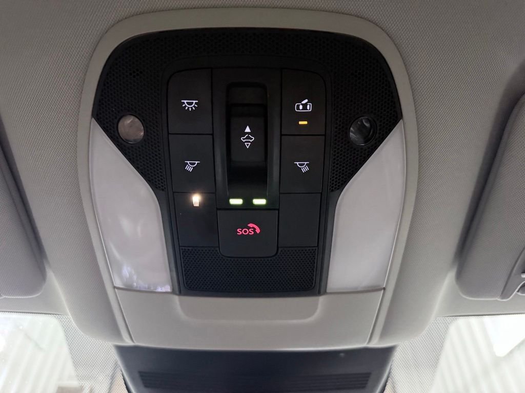 Used 2023 Gray INFINITI LUXE image 22