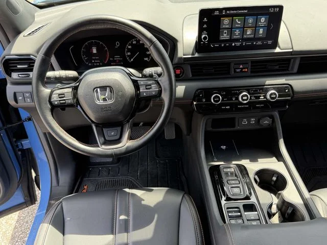 Used 2025 Blue Honda TrailSport image 2