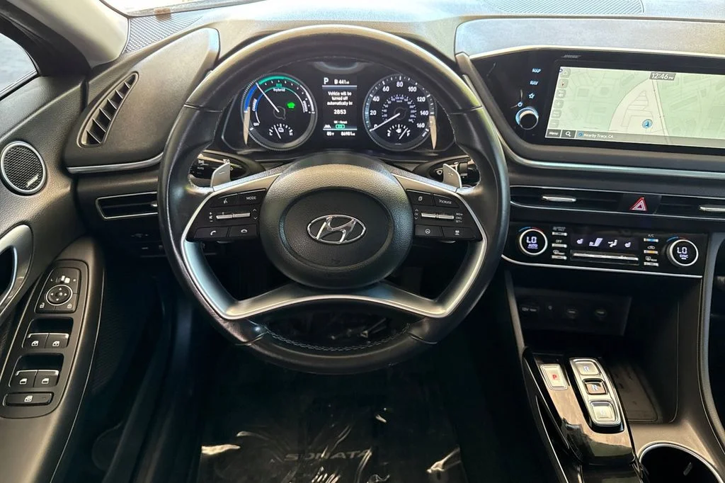 Used 2023 Red Hyundai SEL image 18
