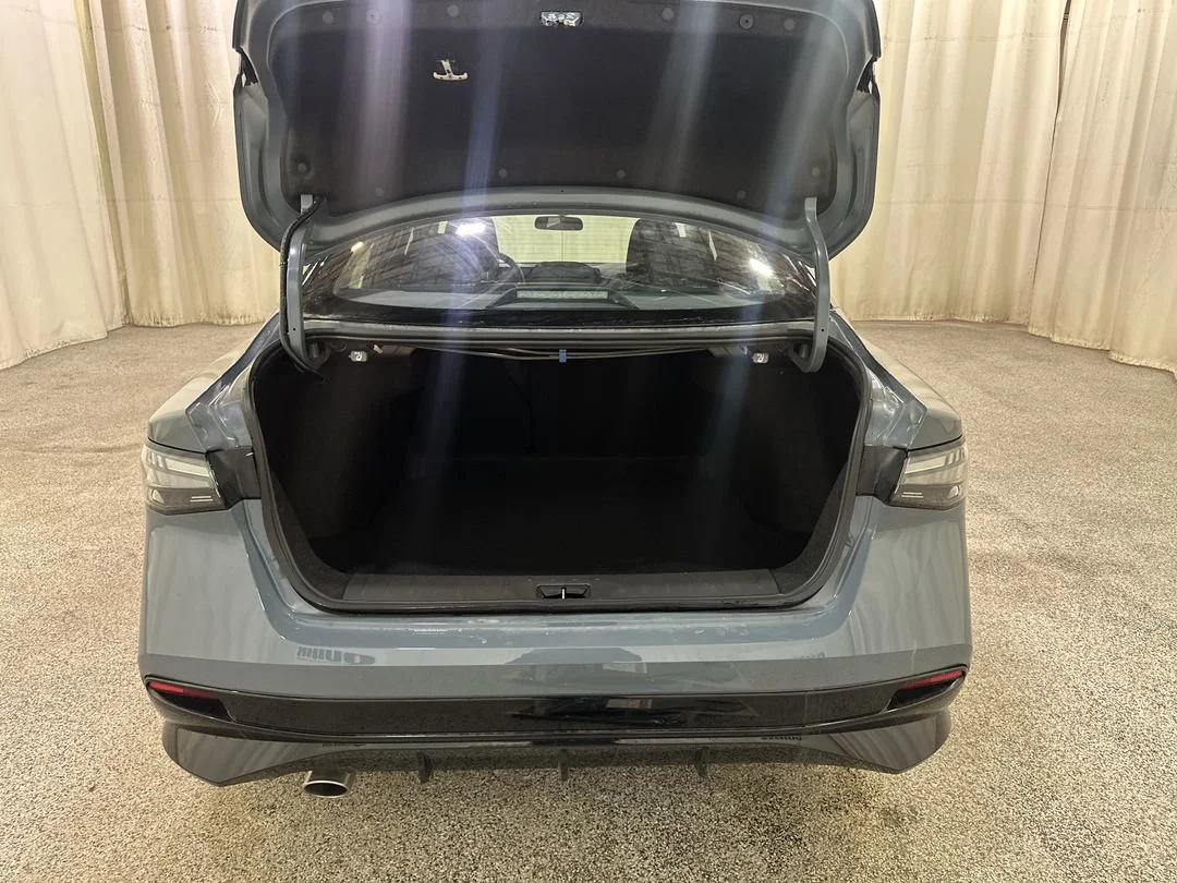 2026 Nissan Sentra SR - Photo 16