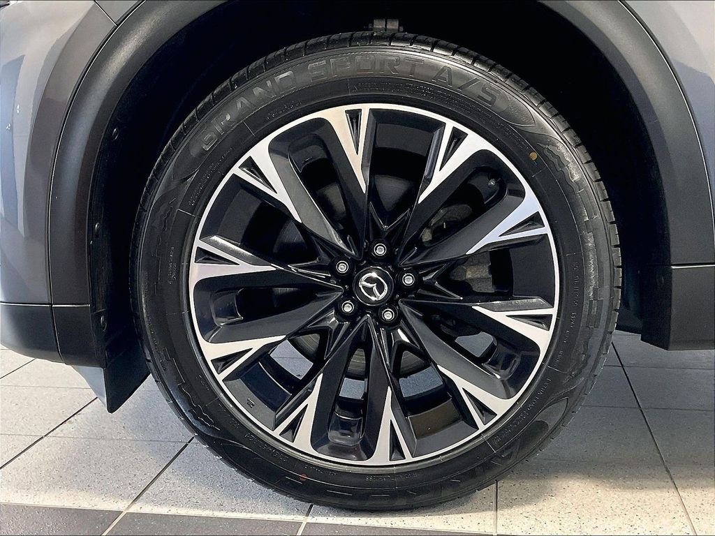 Used 2024 Gray Mazda Premium Plus image 7