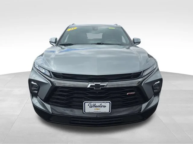 Used 2023 Sterling Gray Metallic Chevrolet RS image 10