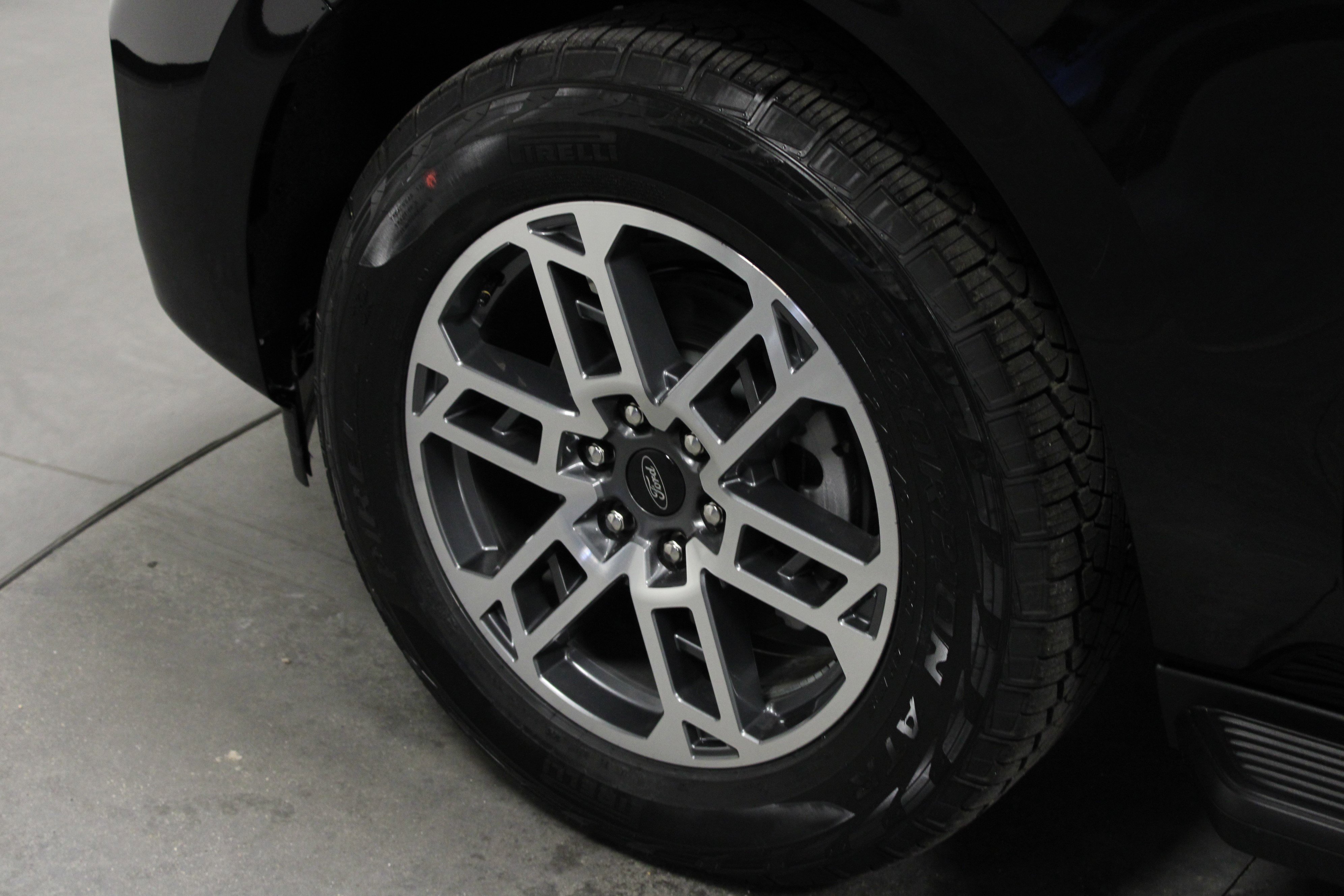 New 2026 Agate Black Metallic Ford Active image 10