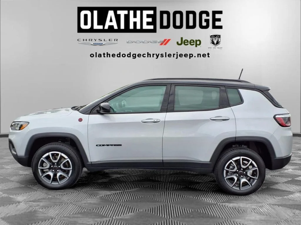 2025 Jeep Compass Trailhawk - Photo 20