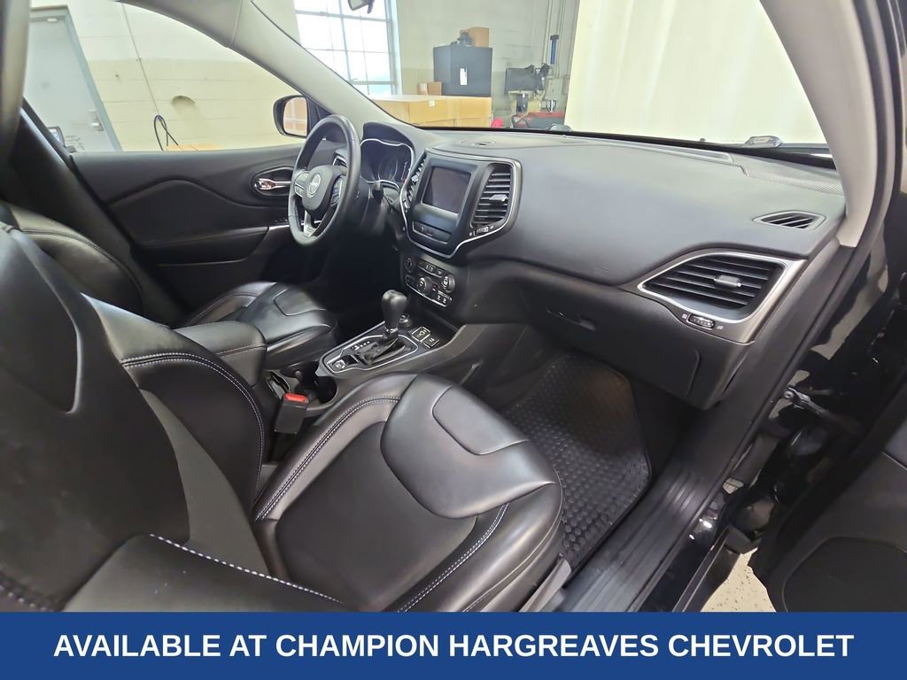 2019 Jeep Cherokee Latitude Plus - Photo 38